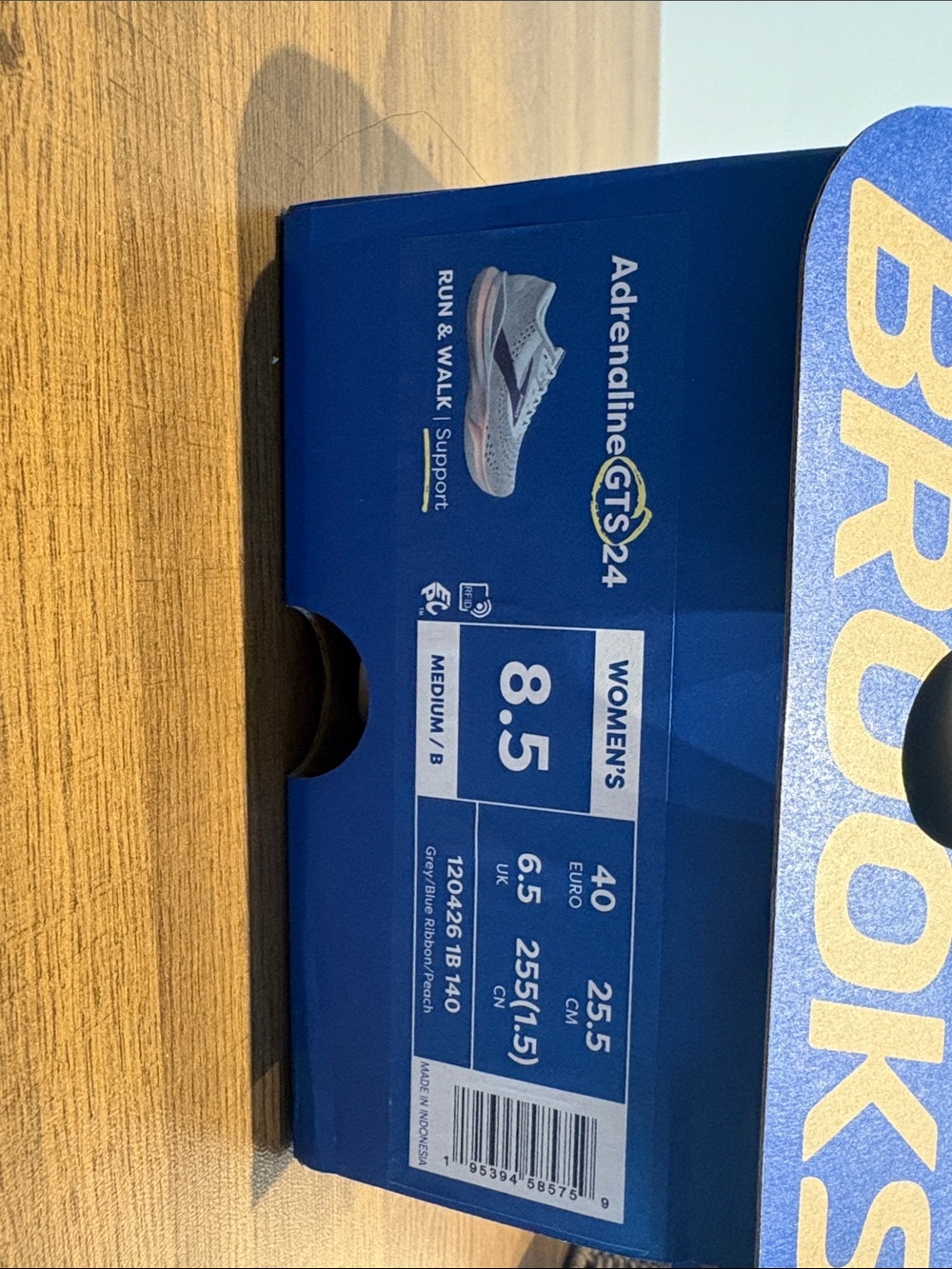 Brooks Running Adrenaline GTS 24 - Picture 2 of 14